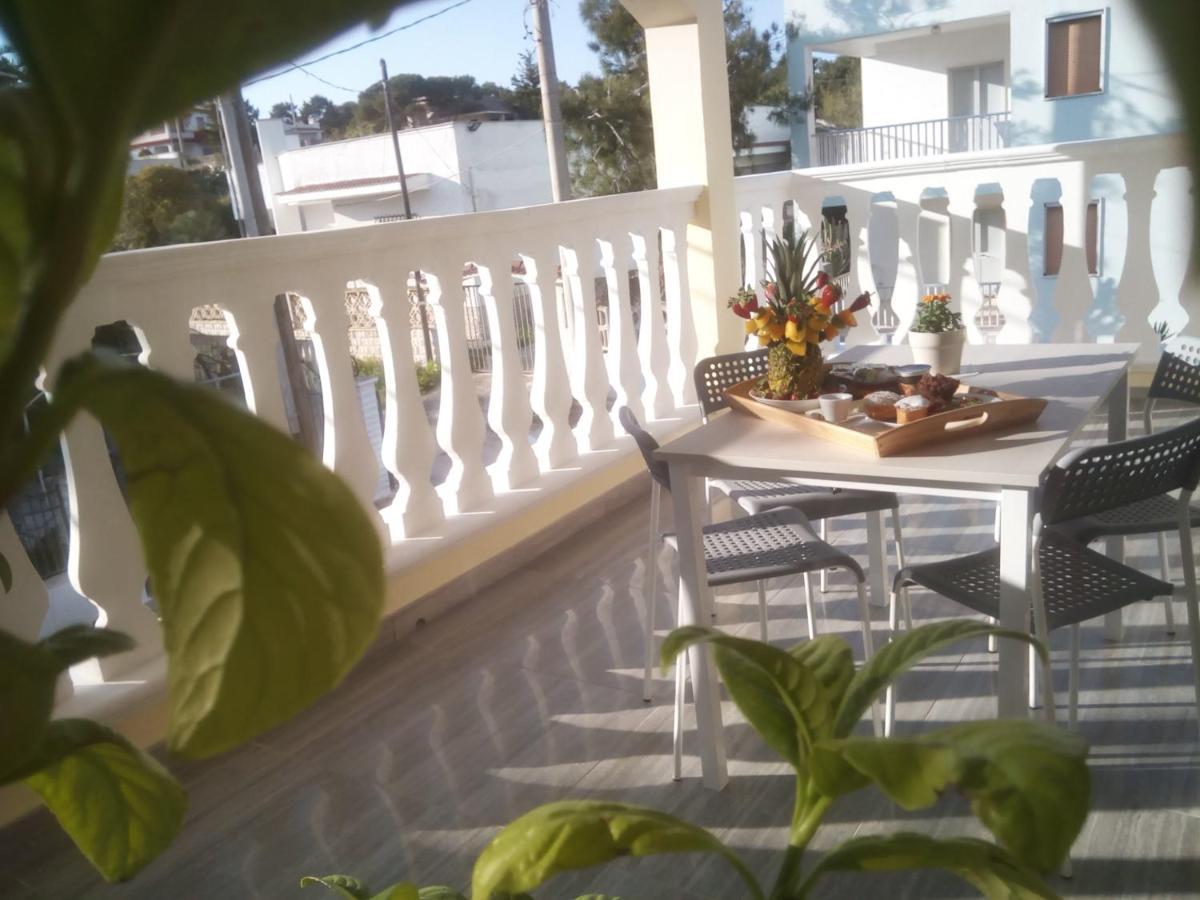 Dolcesosta B&B Marina Di Pulsano Exterior foto